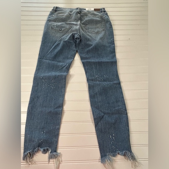 NWT Judy Blue Bleach Splash Mid Rise Shark Bite Skinny Jeans - Picture 14 of 14
